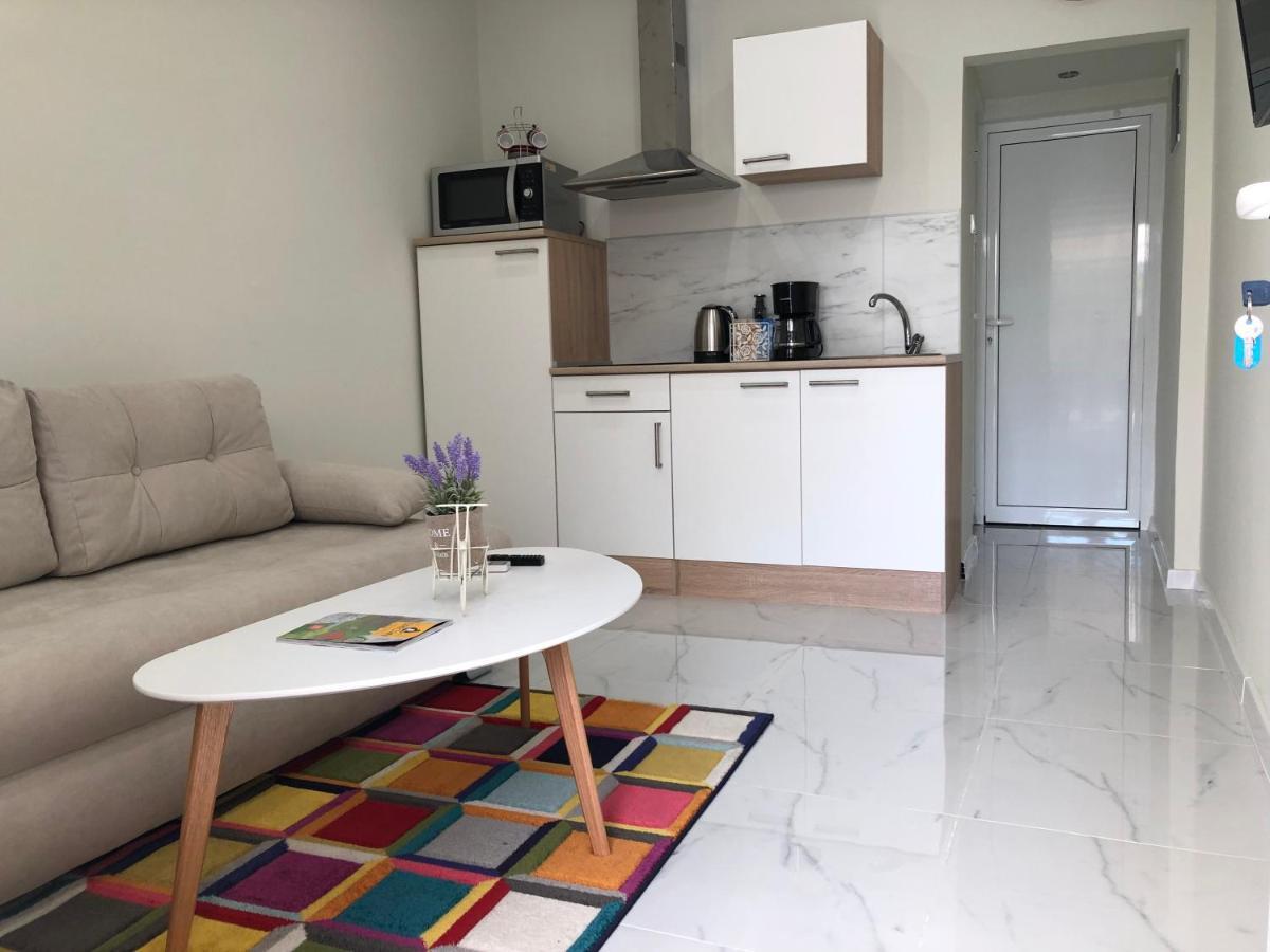 Sun Rise Apartment Peraia  Екстер'єр фото